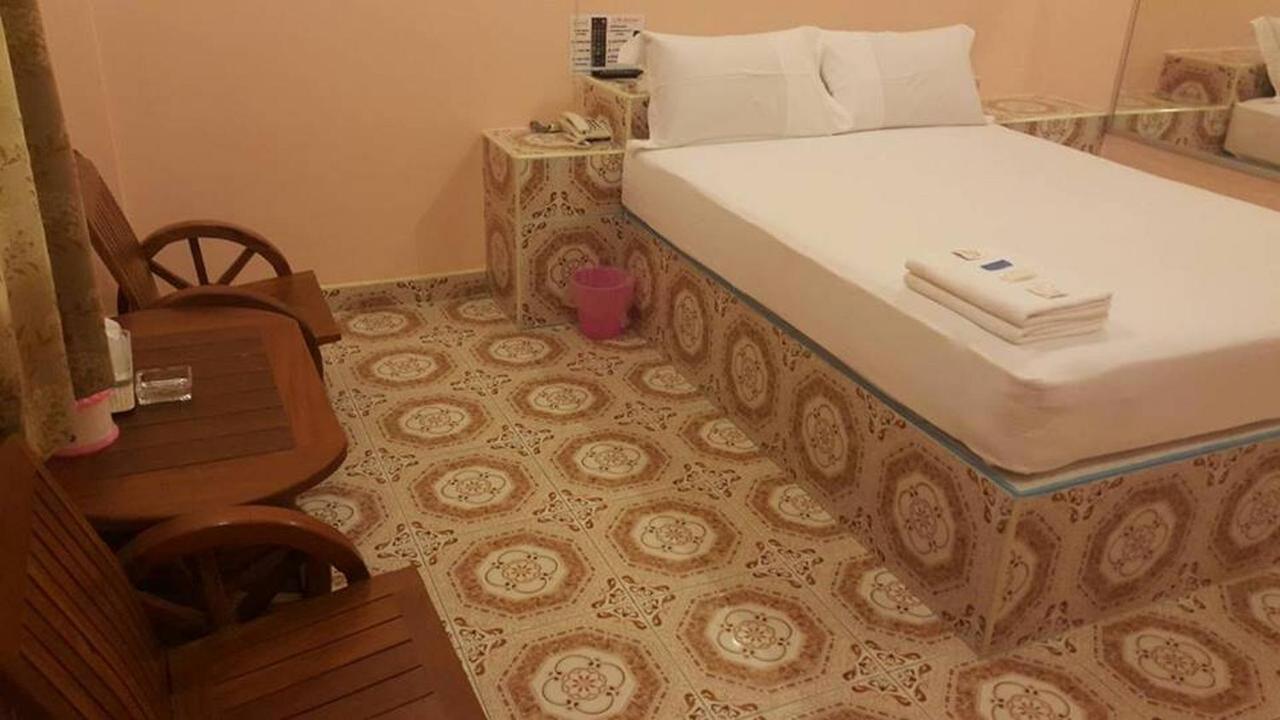 Suratthani Airport Mini Hotel Szuratthani Kültér fotó